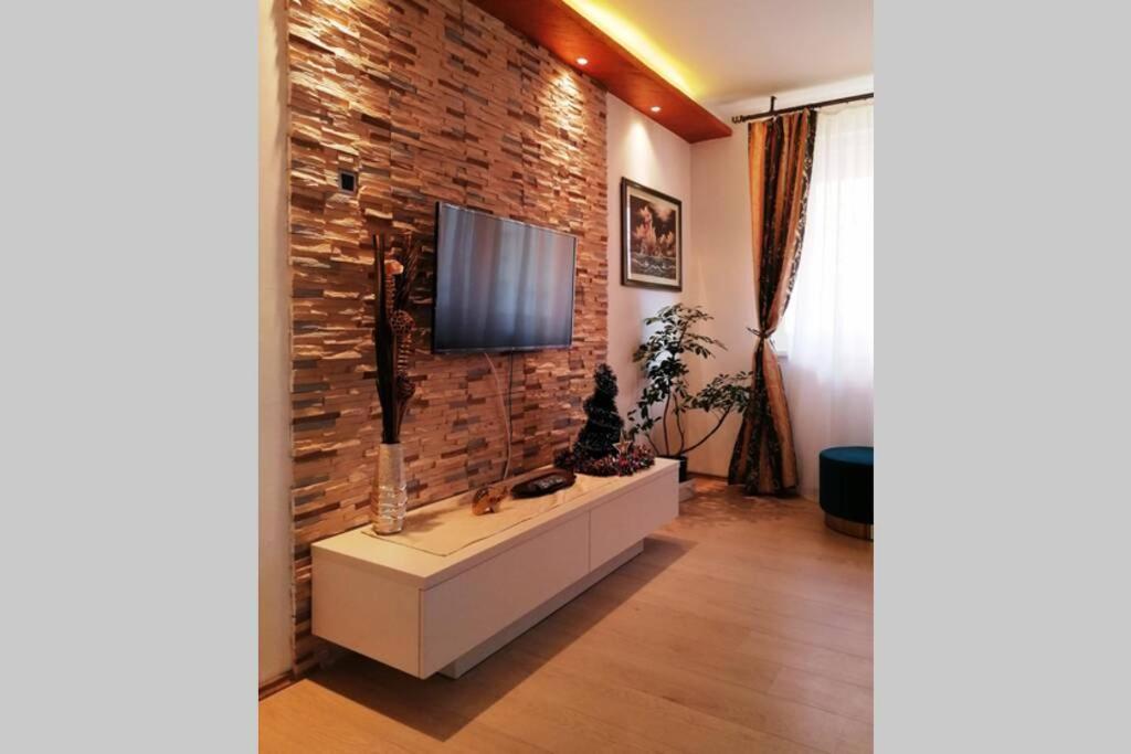 Oasis Felix Apartment بلغراد المظهر الخارجي الصورة