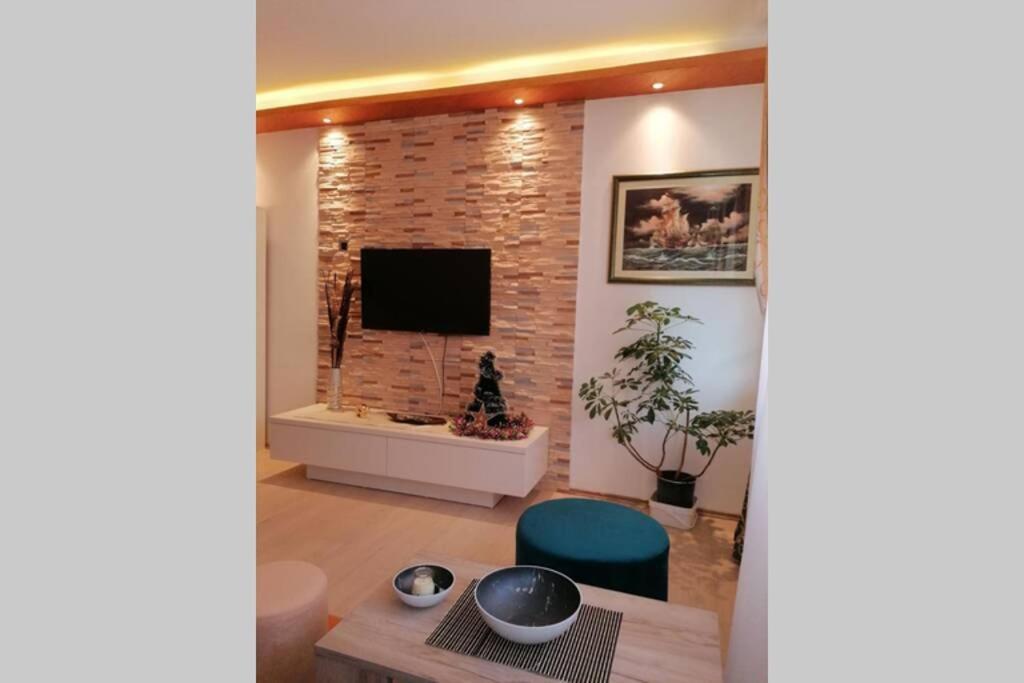 Oasis Felix Apartment بلغراد المظهر الخارجي الصورة